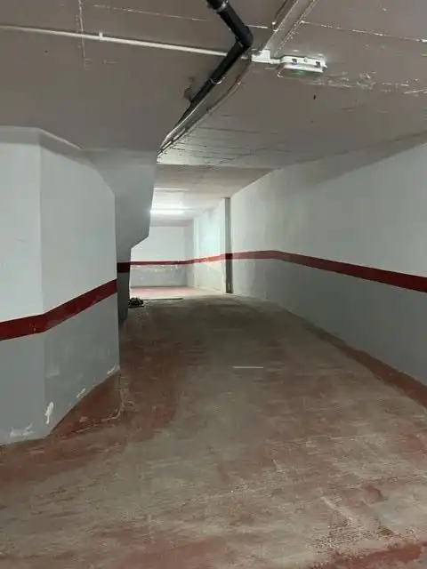 Garage for sale in Santiago el Mayor