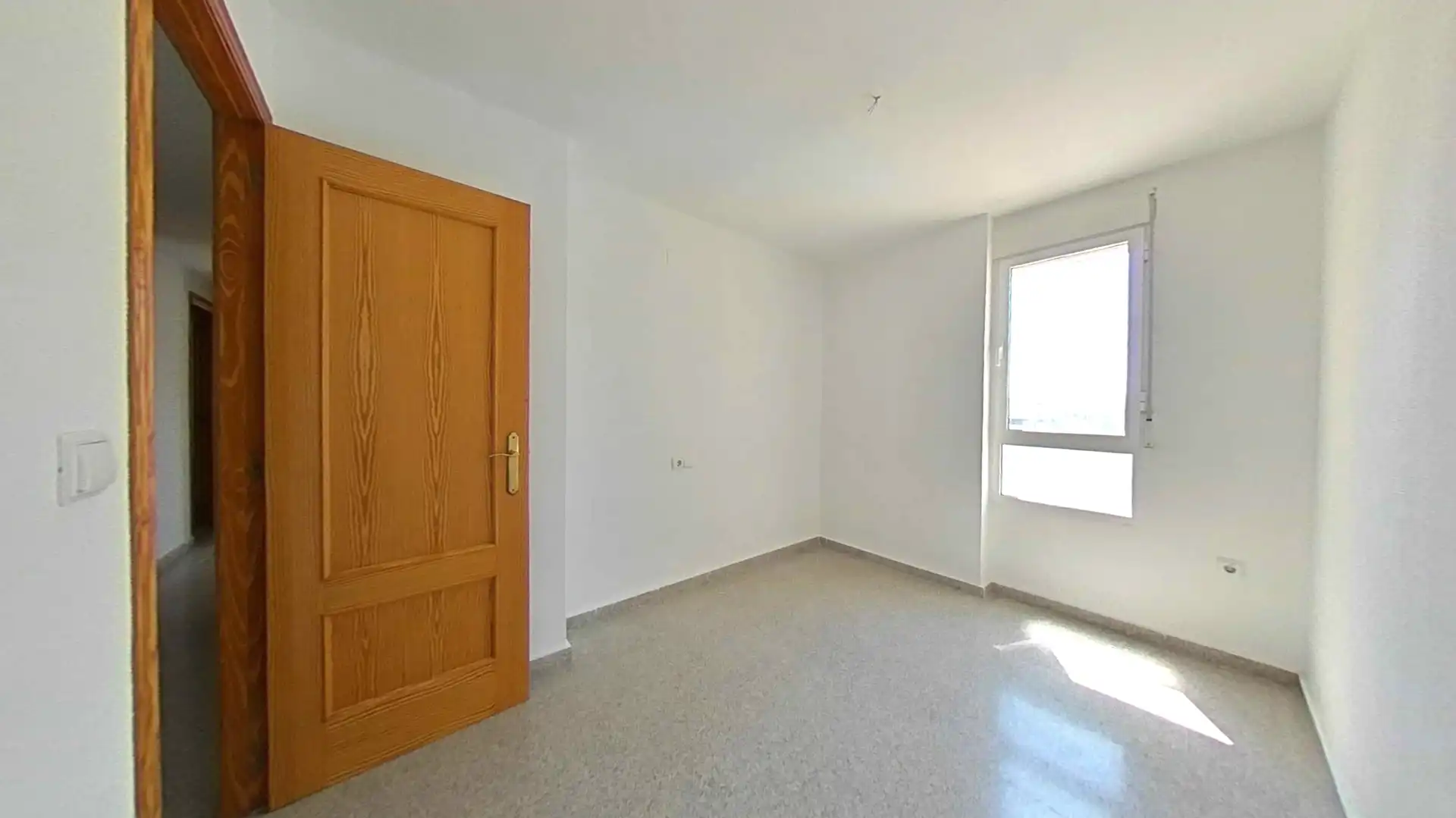 Habitación de Piso en venta en Benidorm con Terraza y Balcón