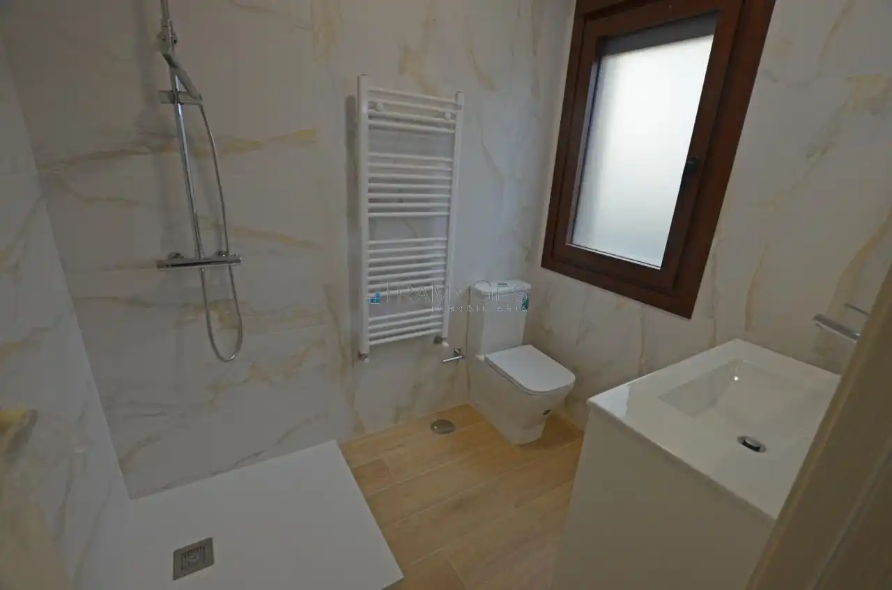 Bany de Casa o xalet en venda en Tomiño amb Calefacció, Jardí privat i Terrassa