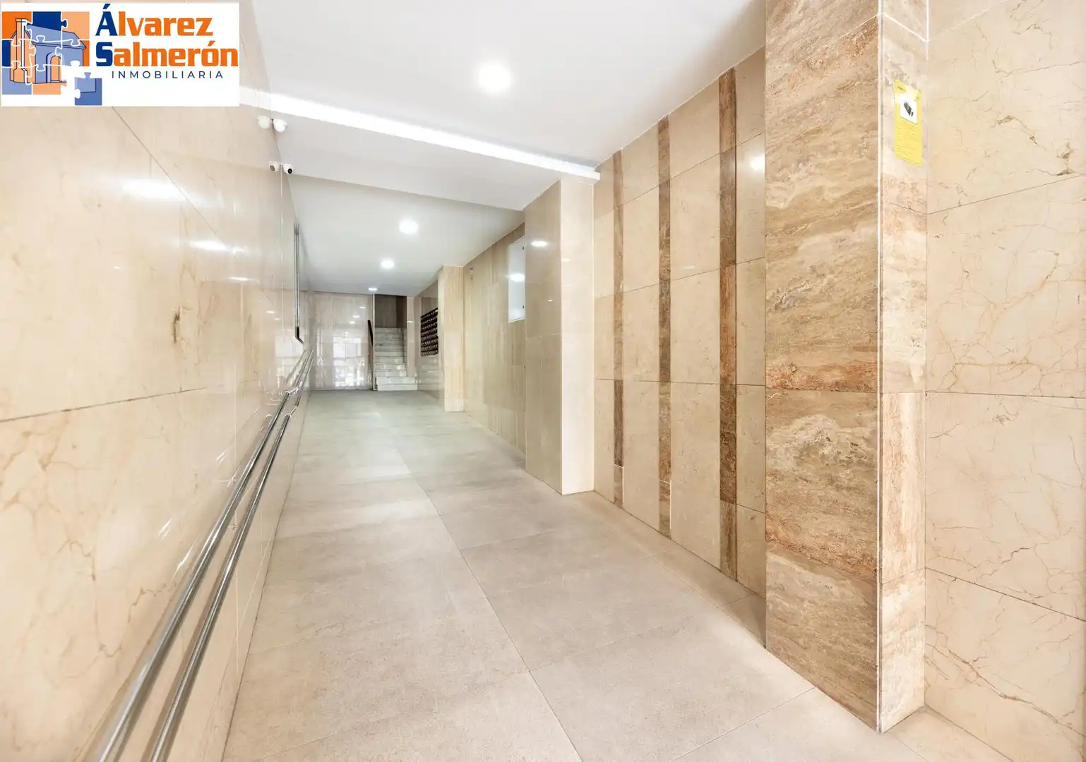 Flat for sale in Granada