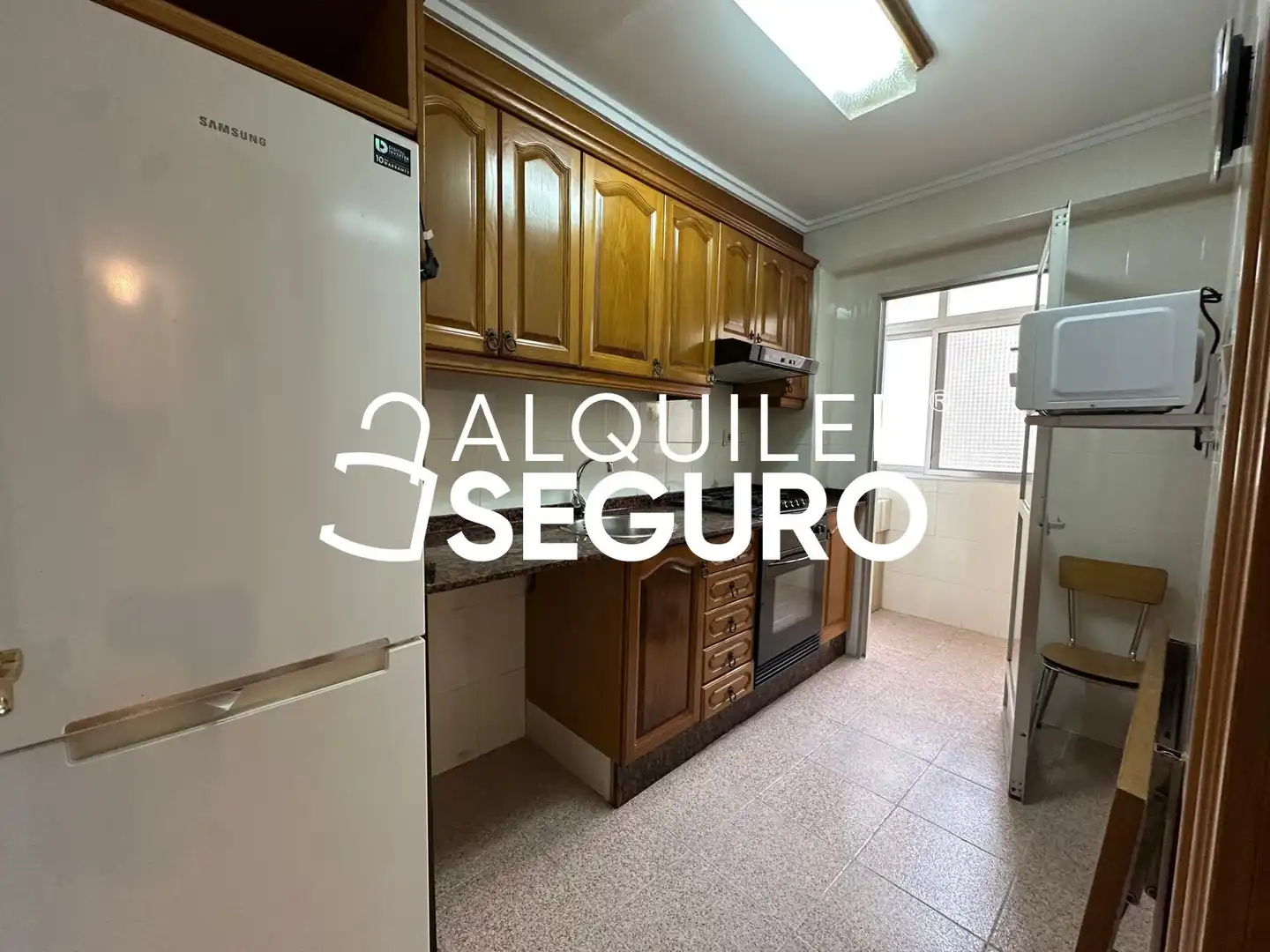 Kitchen of Flat for rent in Valencia  with Air Conditioner and Furnished