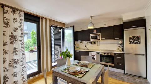 Foto 4 de Apartament de lloguer a Calle Llanilla, Alisal - San Román, Cantabria