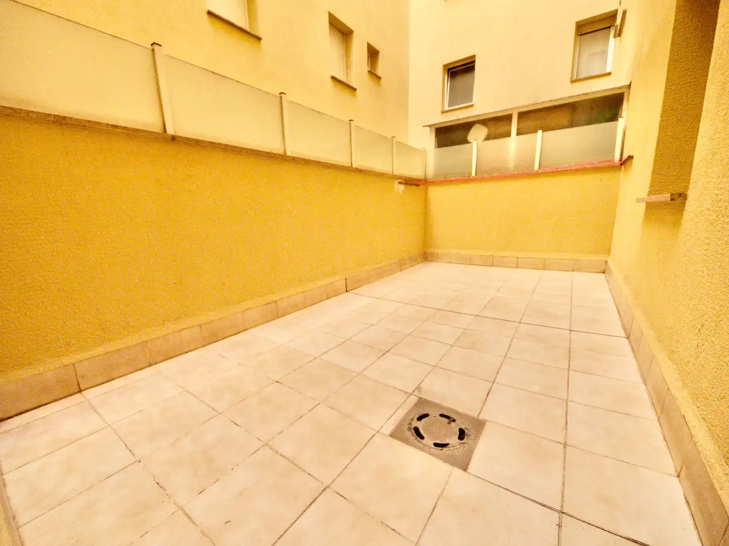 Terraza de Piso de alquiler en Terrassa con Calefacción, Terraza y Horno