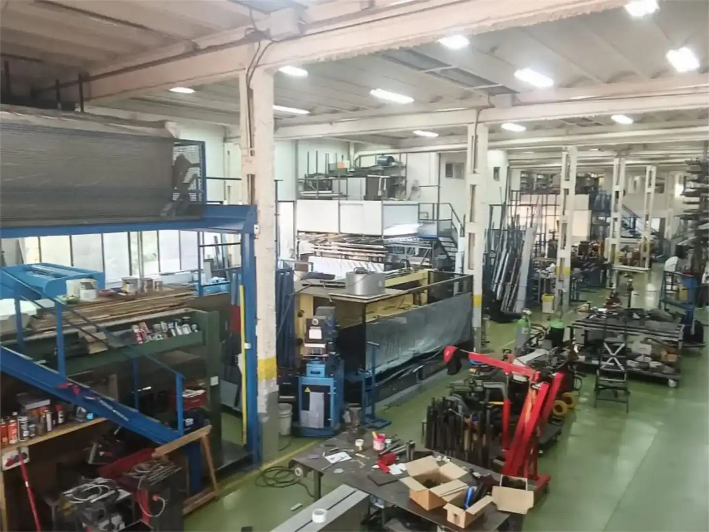 Industrial buildings for rent in El Gall