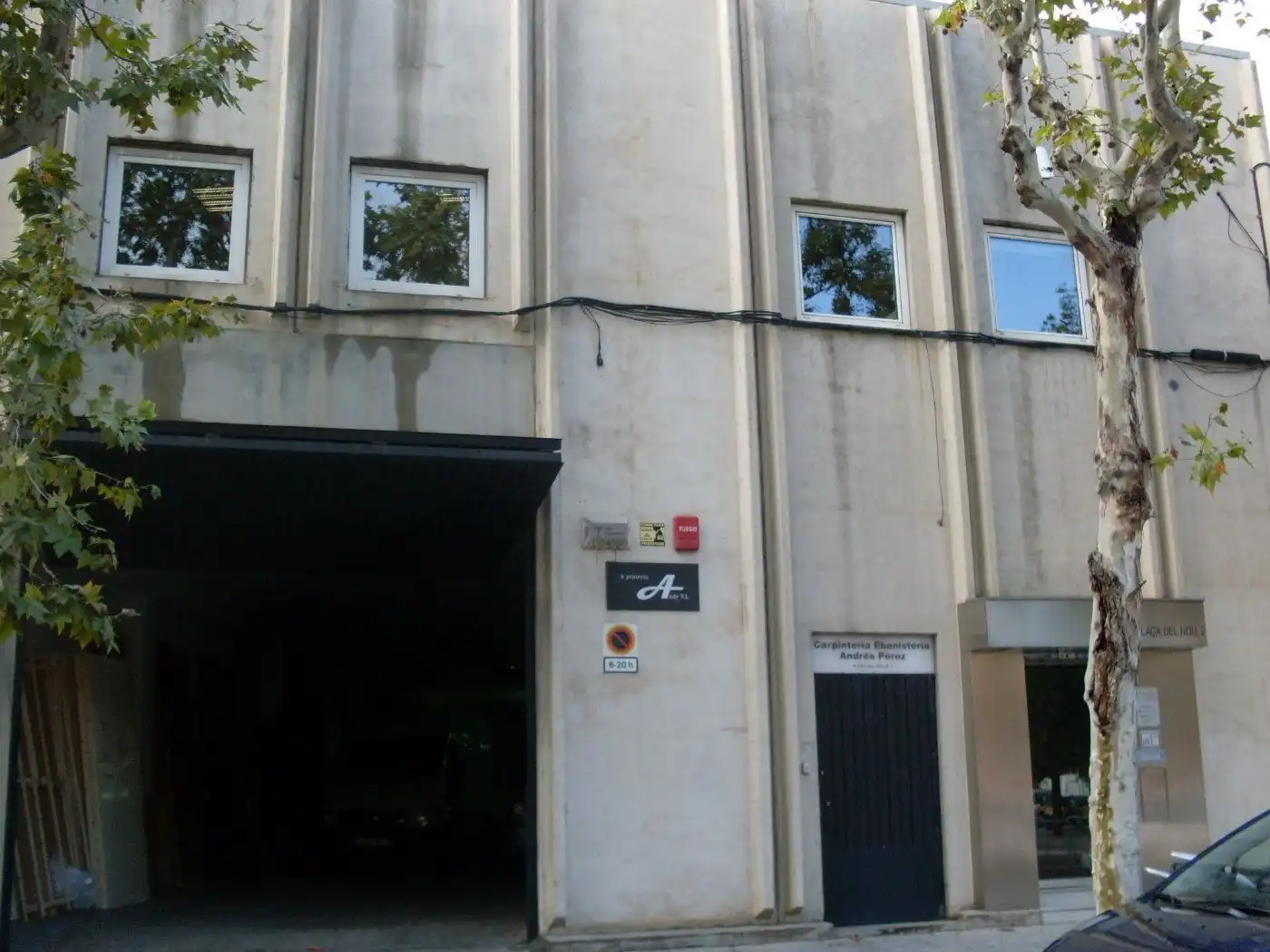 Vista exterior de Oficina de lloguer en Barcelona amb Aire condicionat i Calefacció