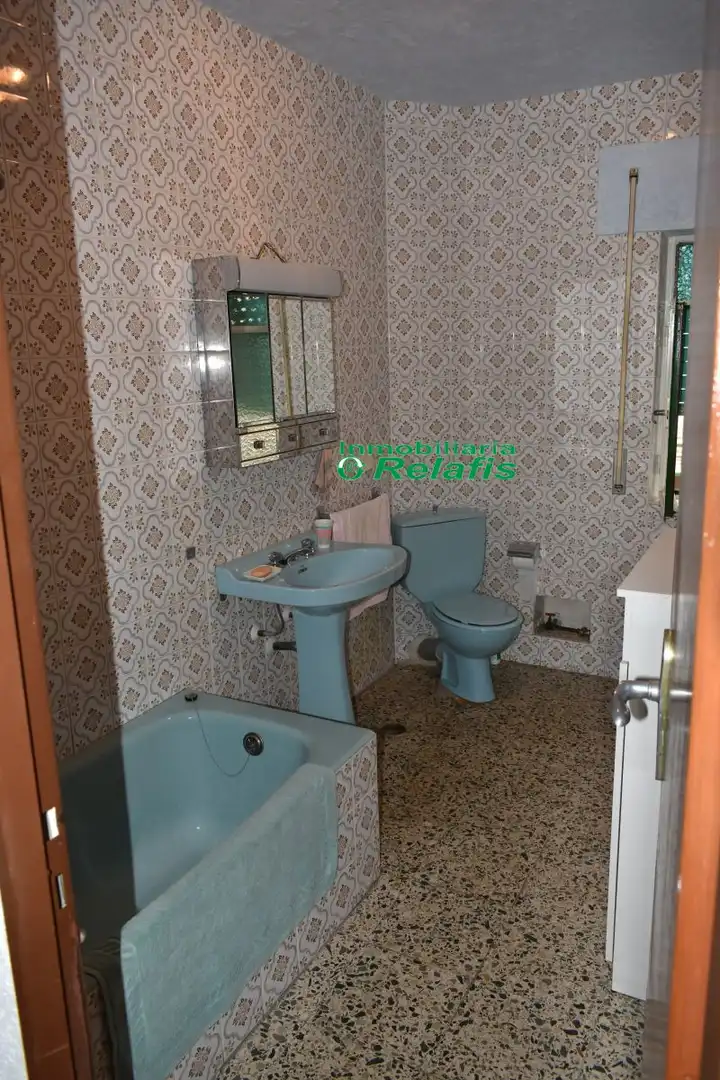 Baño de Piso en venta en Ciudad Rodrigo con Calefacción y Balcón