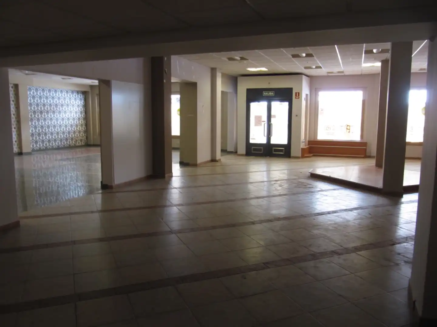 Local comercial en venta en Calle Manuel Diz 11, imagen 5