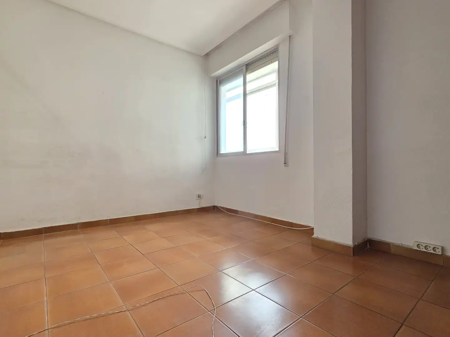Habitación de Piso en venta en Castellón de la Plana / Castelló de la Plana con Balcón