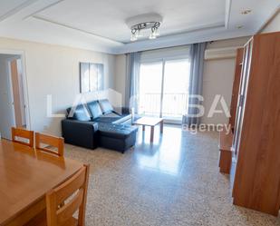 Living room of Flat for sale in  Valencia Capital  with Air Conditioner and Balcony