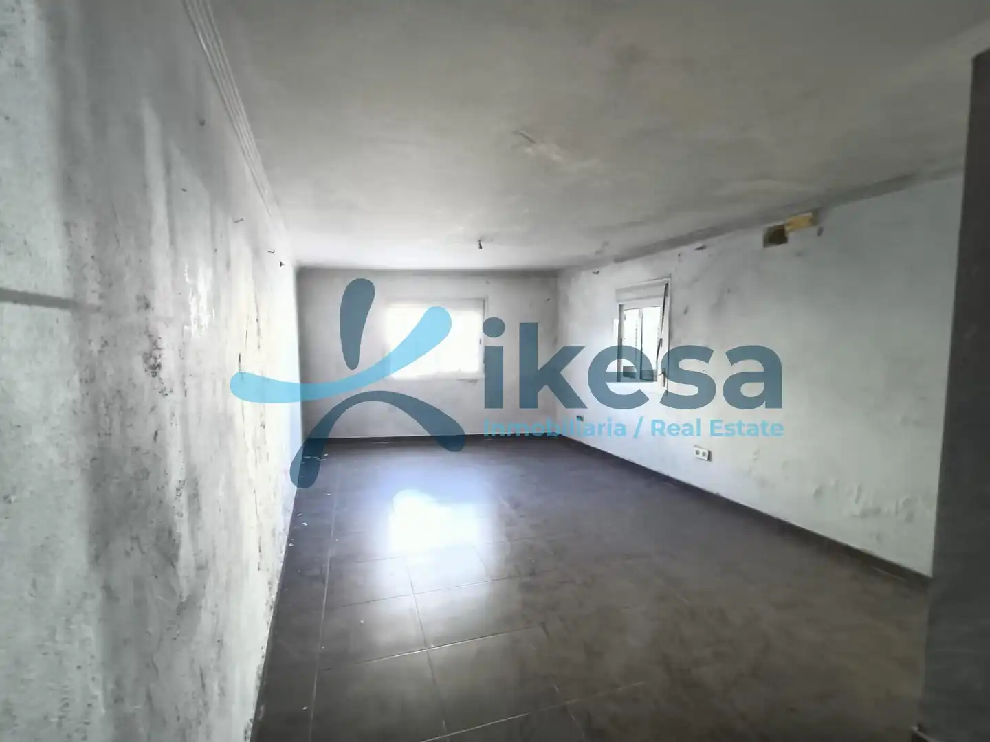 Casa adosada en venta en Lora del Río
