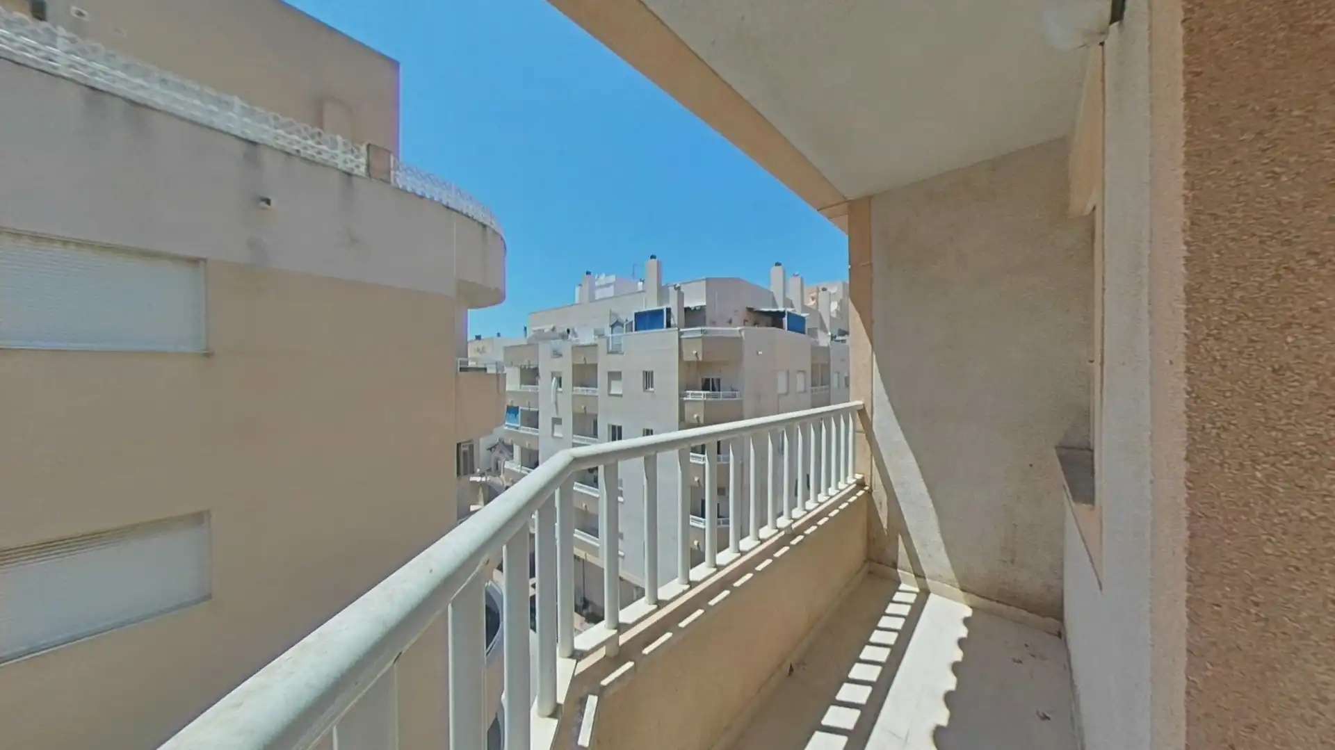 Terrassa de Pis en venda en Torrevieja amb Balcó