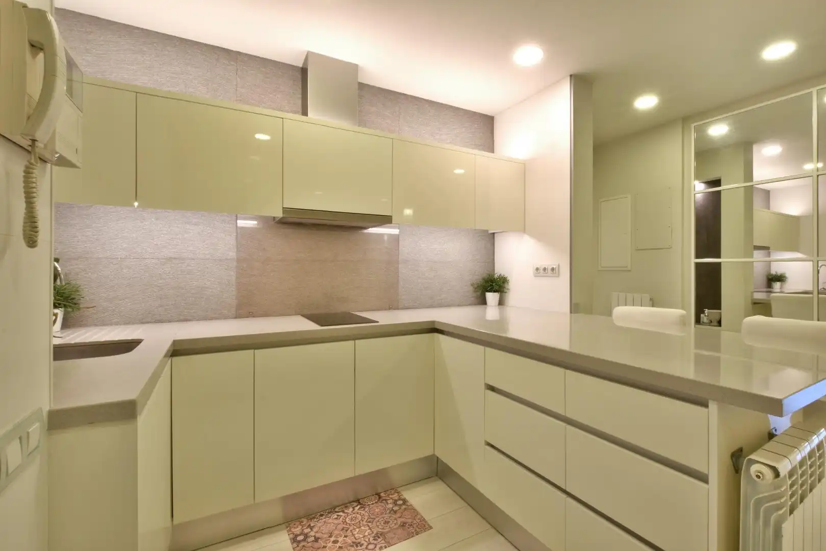 Cocina de Piso en venta en Barcelona con Parquet, Terraza y Balcón