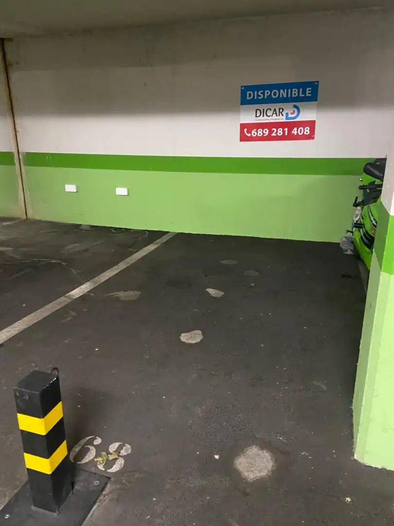 Aparcament de Garatge en venda en Llanera