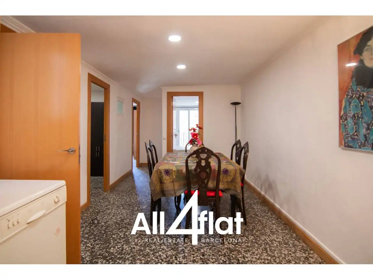 Flat for rent in Barcelona  with Air Conditioner, Heating and Furnished