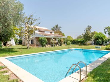 Villa avec piscine à vendre à Nueva Santa Barbara - Cruz de Gracia