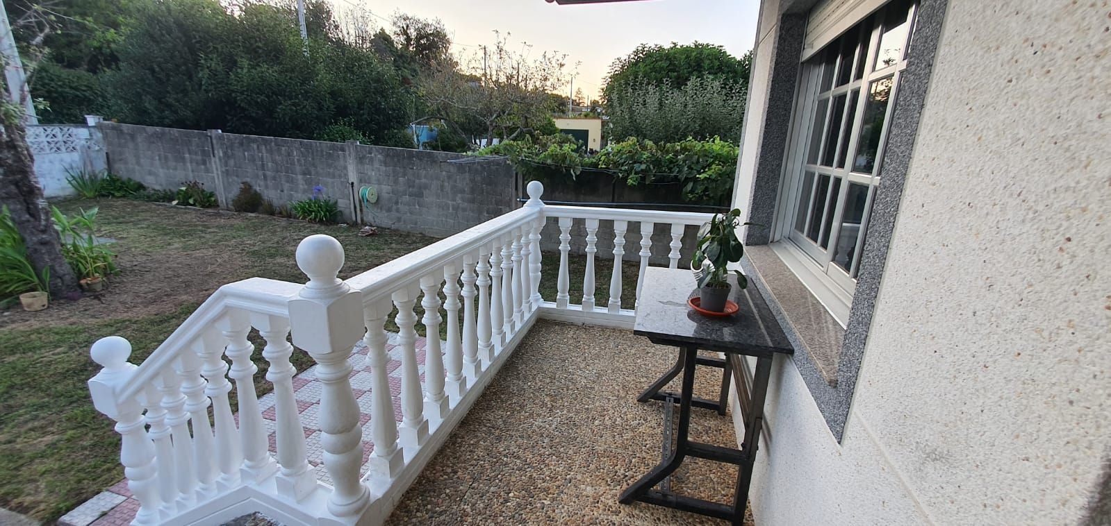 Terrassa de Casa o xalet de lloguer en Bergondo amb Moblat