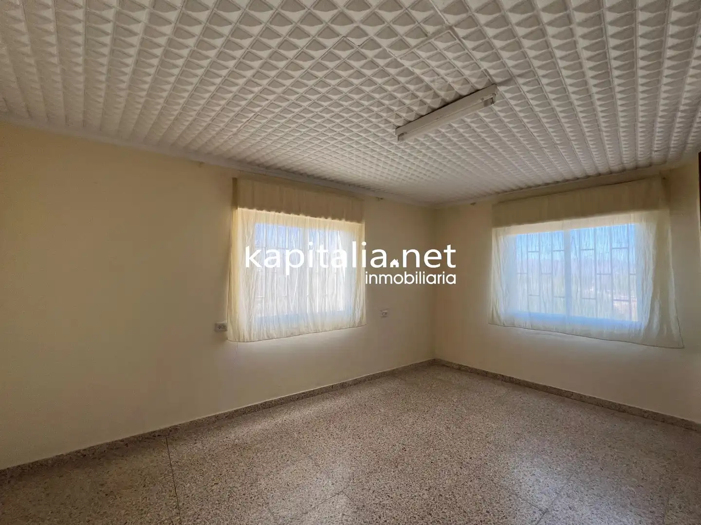 Dormitori de Casa o xalet en venda en Ontinyent amb Traster i Piscina