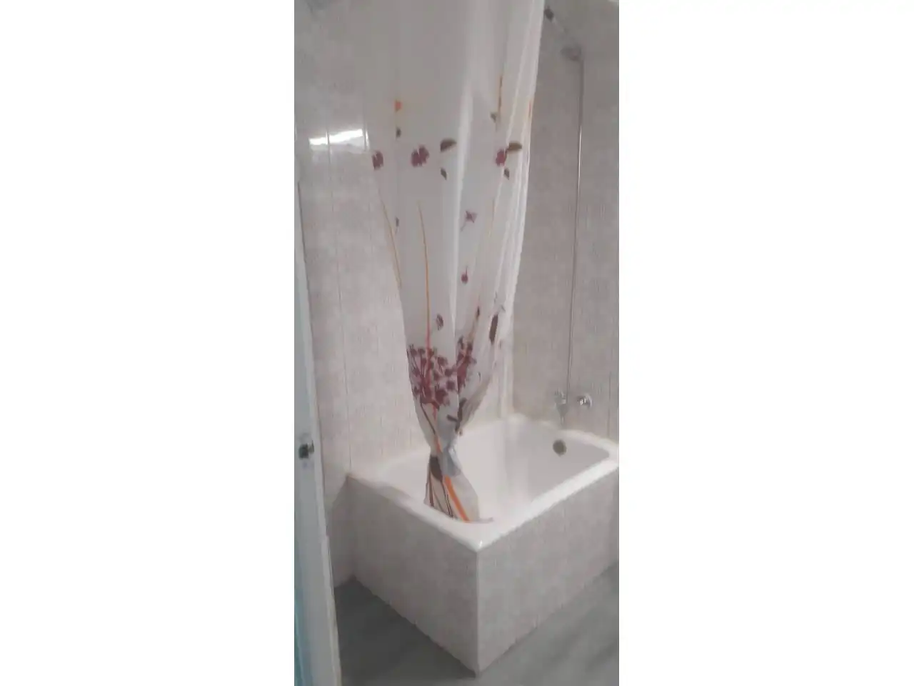 Badezimmer von Wohnung zur Miete in Centro