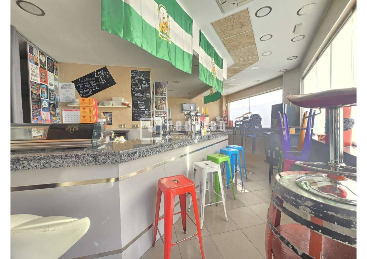 Local en venta en de Carmen Laforet, Soto del Henares