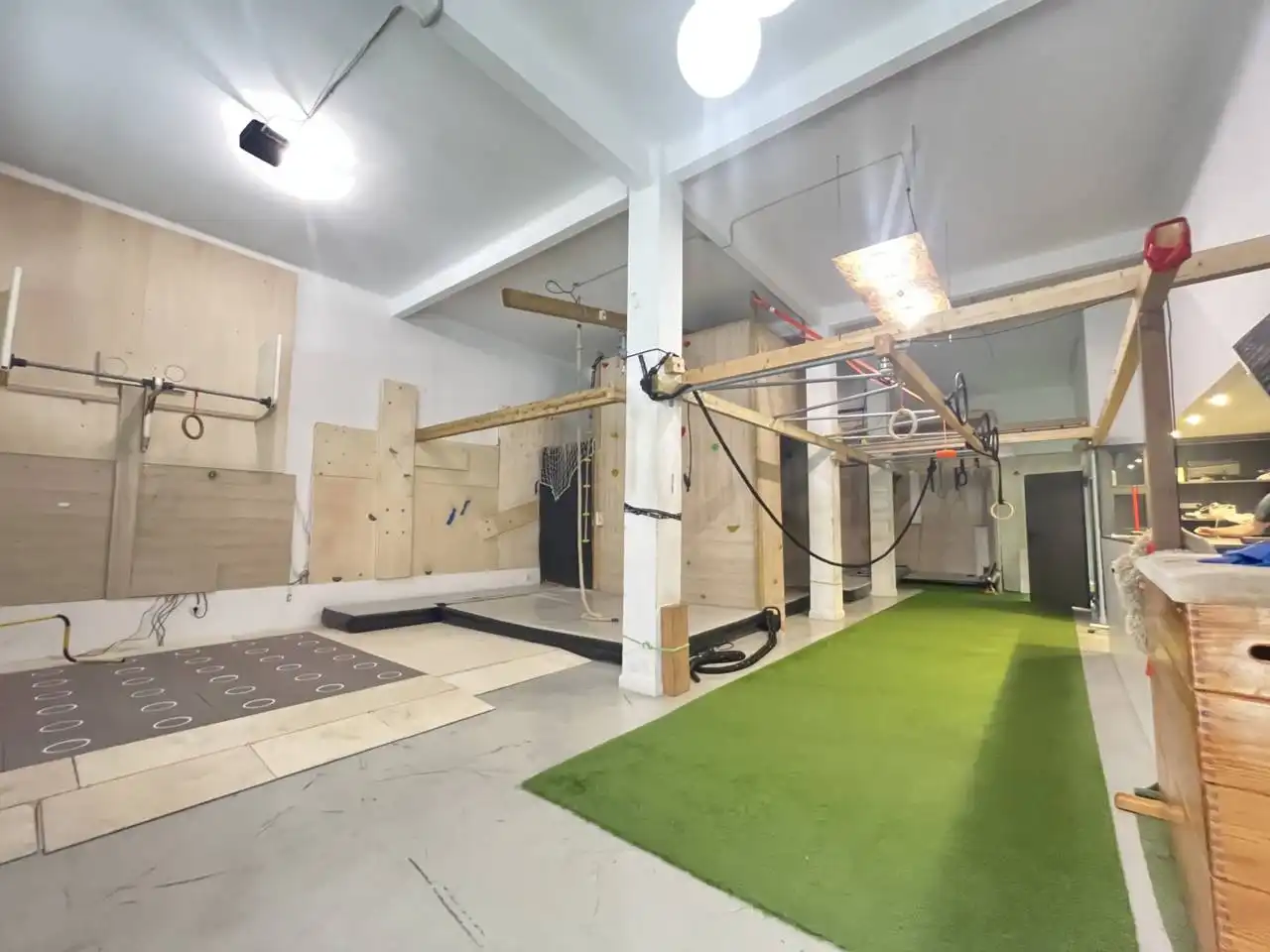 Local de lloguer a Calle Mèxic, 3, El Poble Sec - Parc de Montjuïc