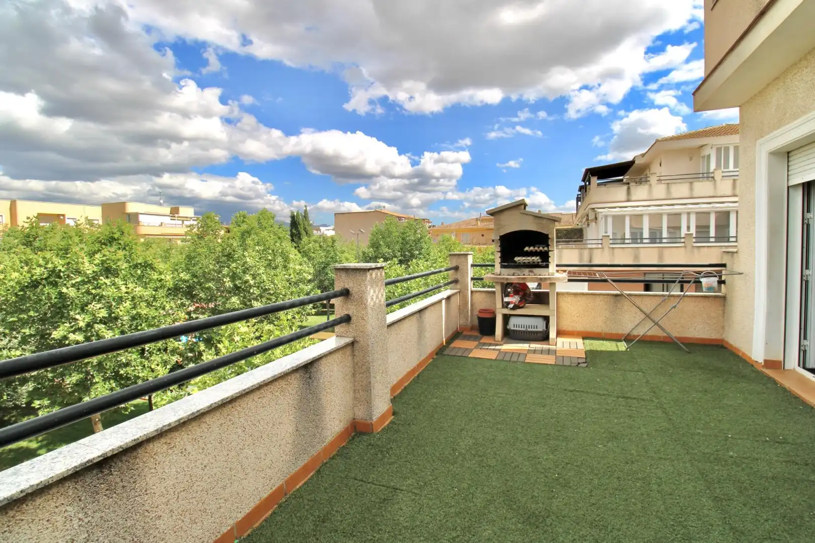 Terraza de Ático en venta en Churriana de la Vega con Aire acondicionado, Calefacción y Terraza