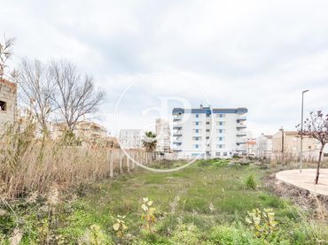 Wohnbaugrundstück zum Verkauf in Piles