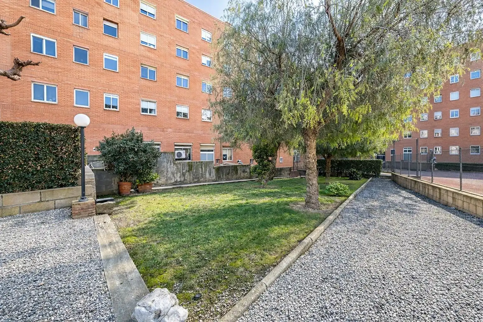 Exterior view of Commercial properties for sale in Tarragona