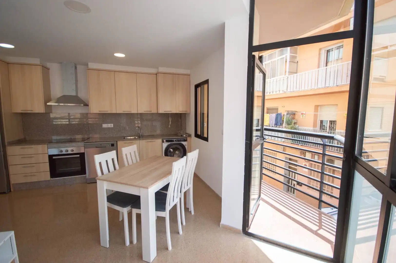 Piso de alquiler en Calle Calle Lolita Miralles Esteve, 8, Centro