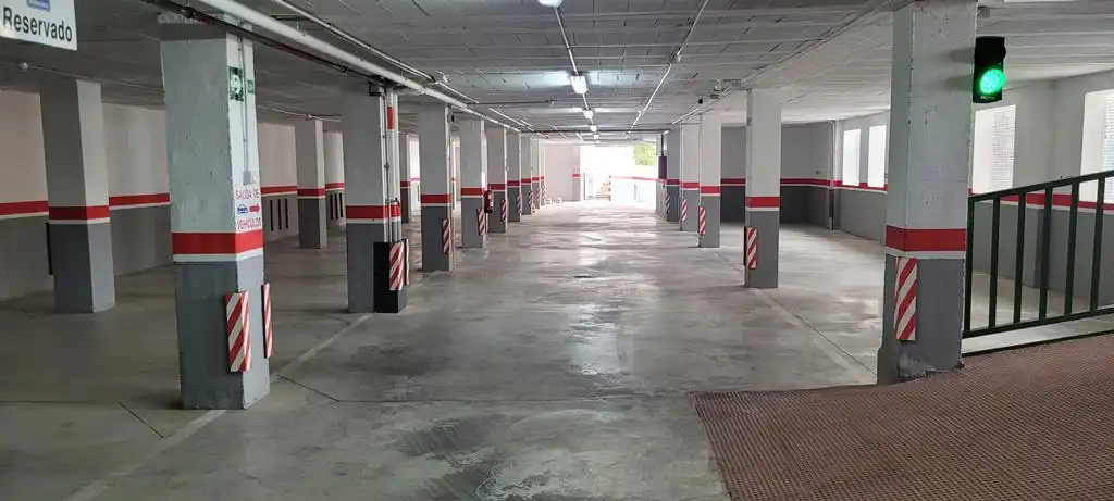 Garaje en venta en Baeza