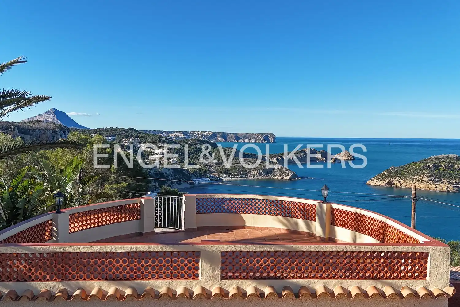 Vista exterior de Casa o chalet en venta en Jávea / Xàbia con Aire acondicionado, Calefacción y Jardín privado