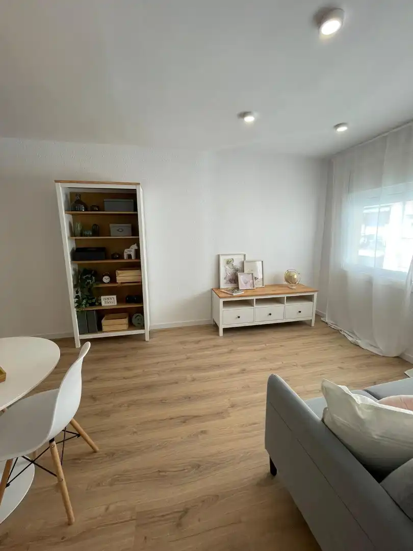 Sala de estar de Piso en venta en Igualada con Aire acondicionado, Horno y Balcón