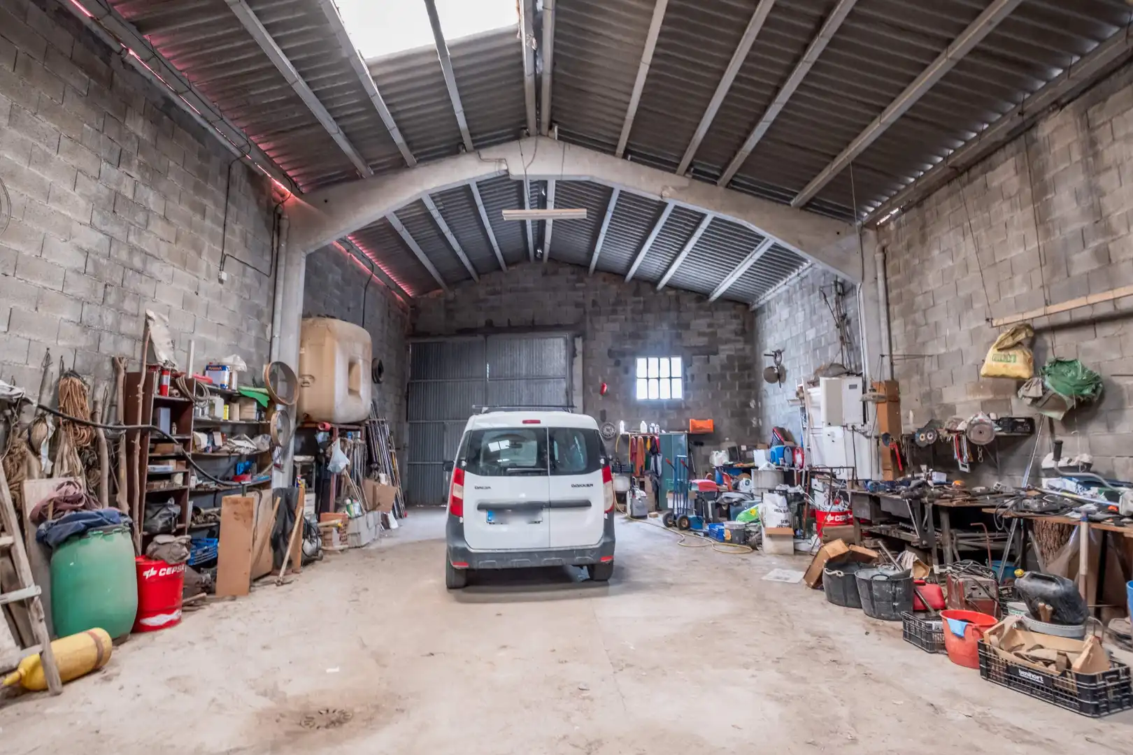 Parking de Nave industrial en venta en Zaragoza