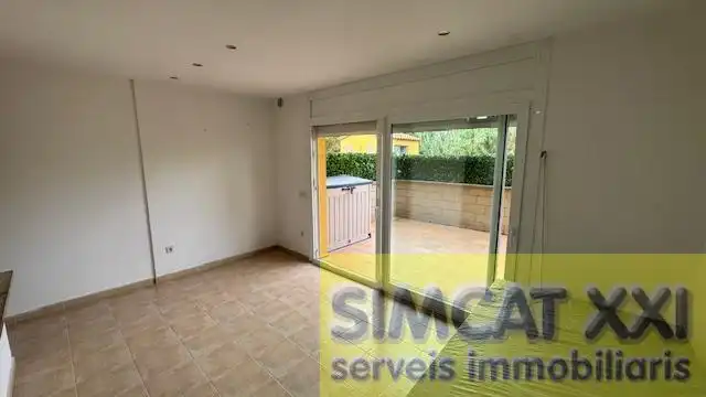 Schlafzimmer von Wohnung zum Verkauf in Sant Pere Pescador mit Klimaanlage, Terrasse und Gemeinschaftspool