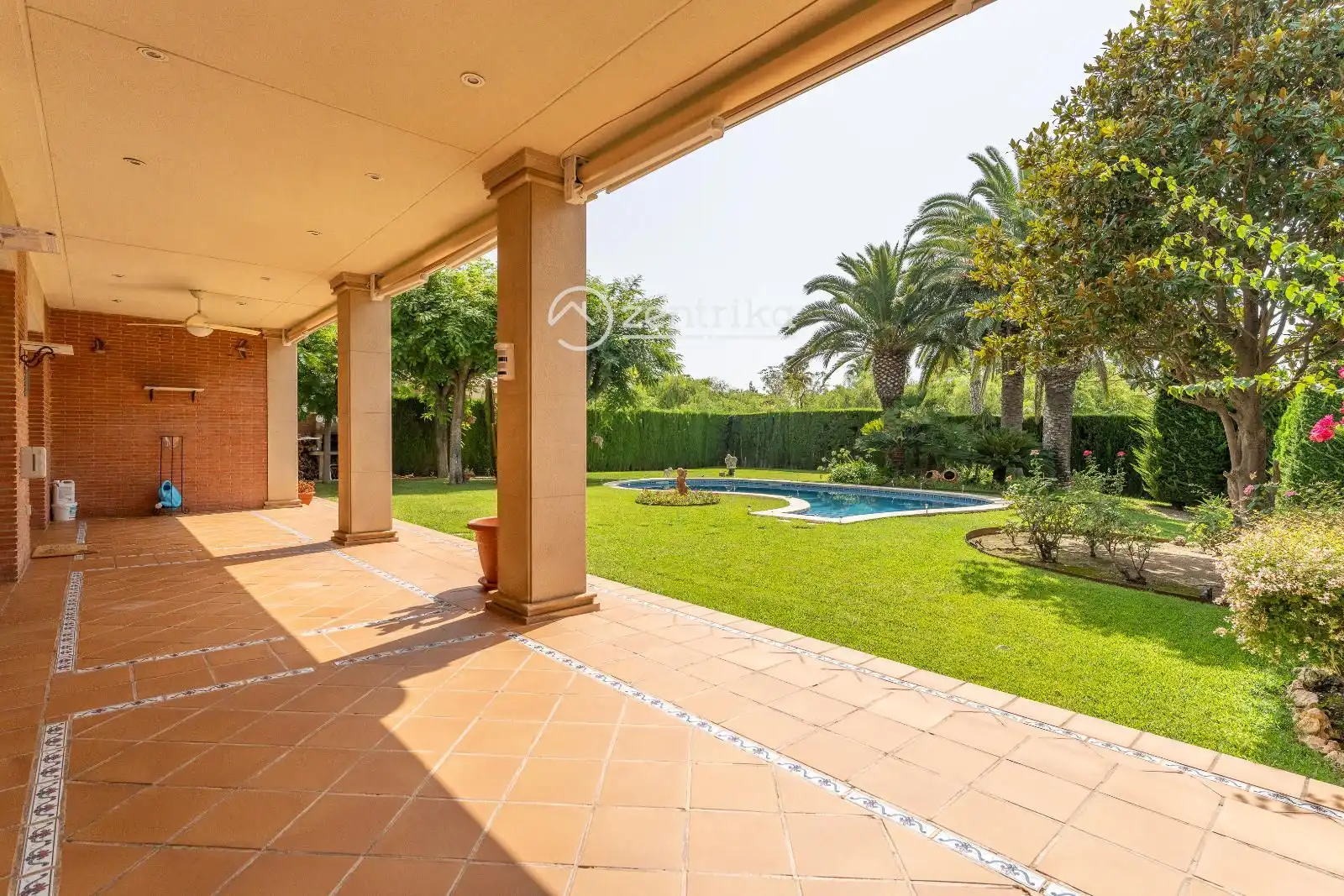 Garden of Houses for sale in Cambrils  with Air Conditioner, Heating and Storage room