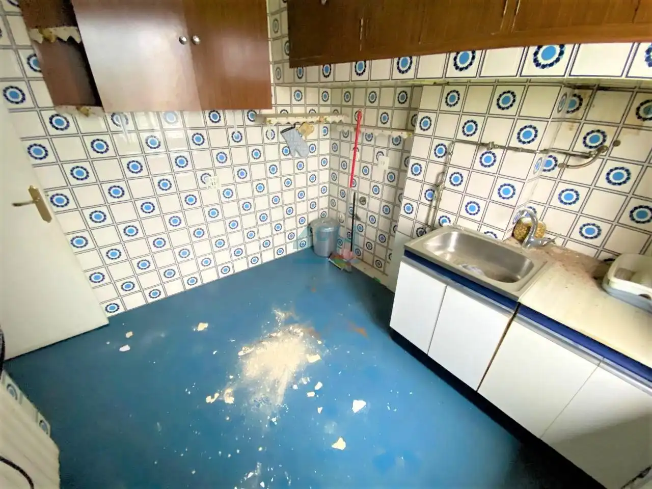 Küche von Haus oder Chalet zum Verkauf in Ourense Capital  mit Heizung, Privatgarten und Abstellraum