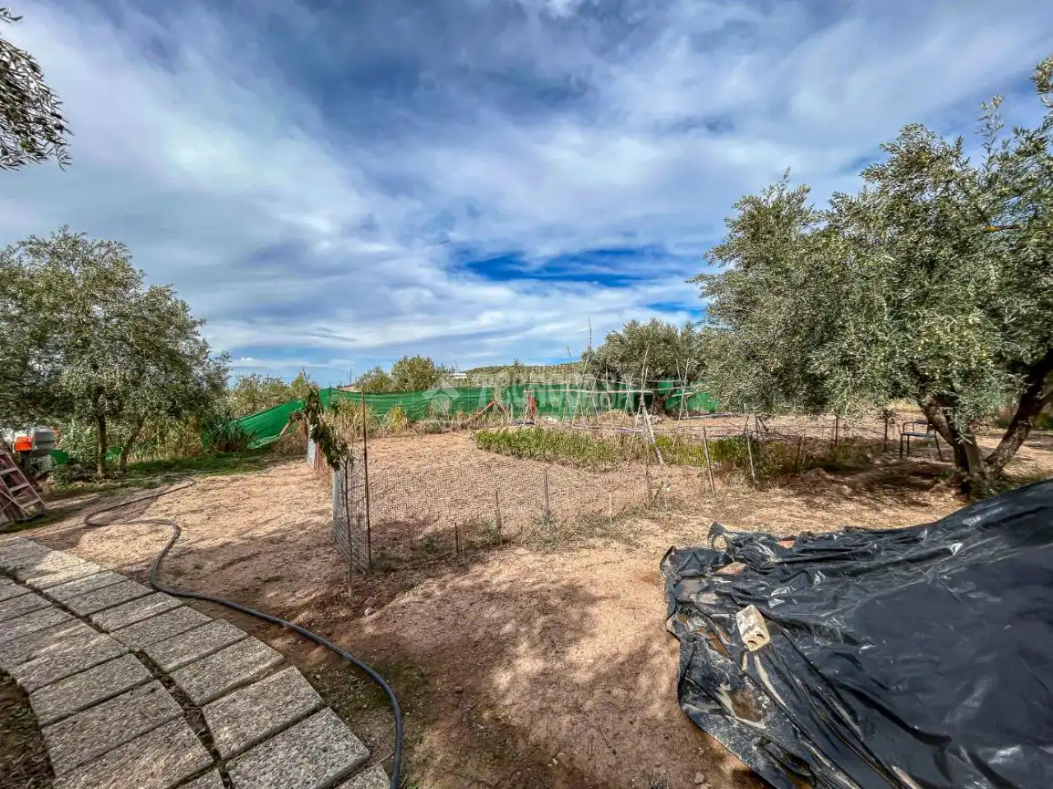 Finca rústica en venda en Peligros amb Aire condicionat