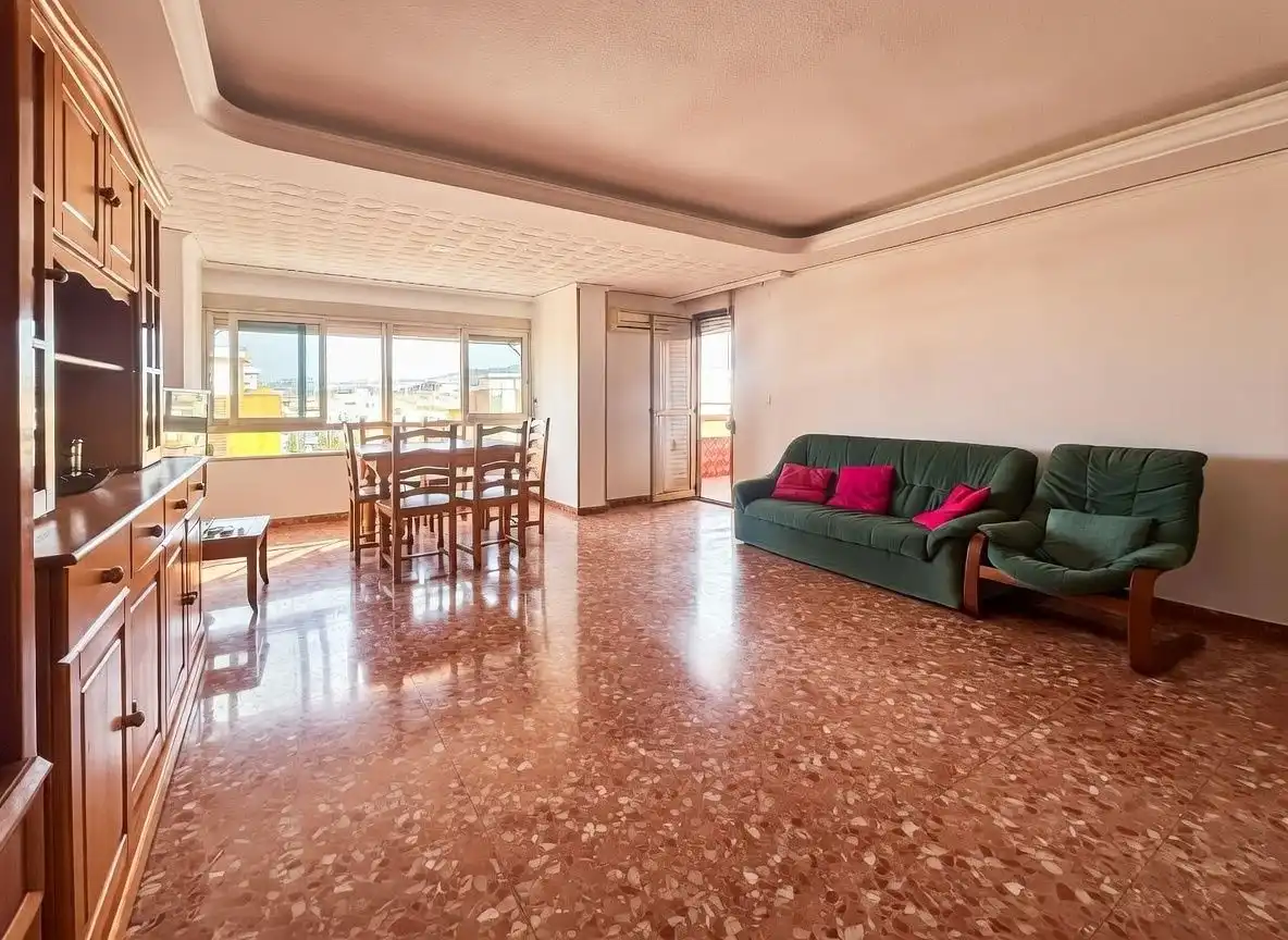 Flat with terrace for sale in Carrer del Cid 11, imagen 7