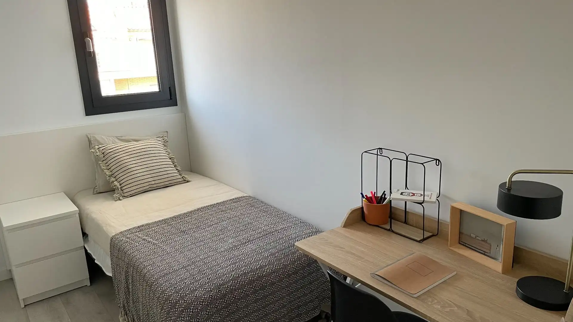 Dormitori de Dúplex en venda en Mataró amb Aire condicionat, Calefacció i Terrassa