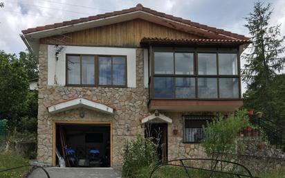 Außenansicht von Haus oder Chalet zum verkauf in Valle de Losa mit Heizung und Balkon