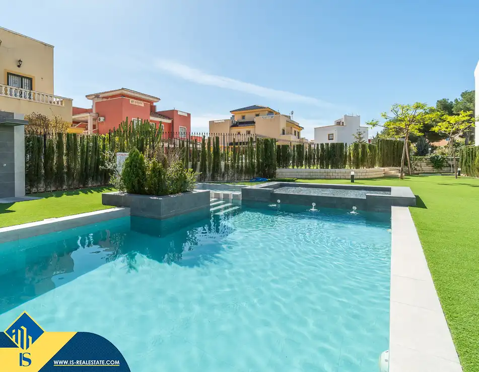Apartment with pool for sale in Los Balcones - Los Altos, imagen 9