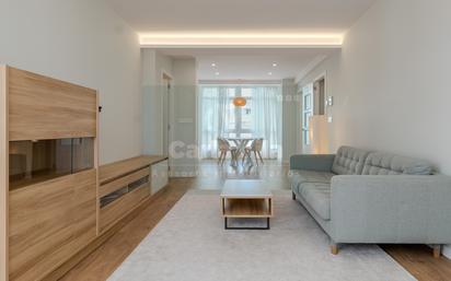 Living room of Flat for sale in Lugo Capital  with Heating, Parquet flooring and Oven
