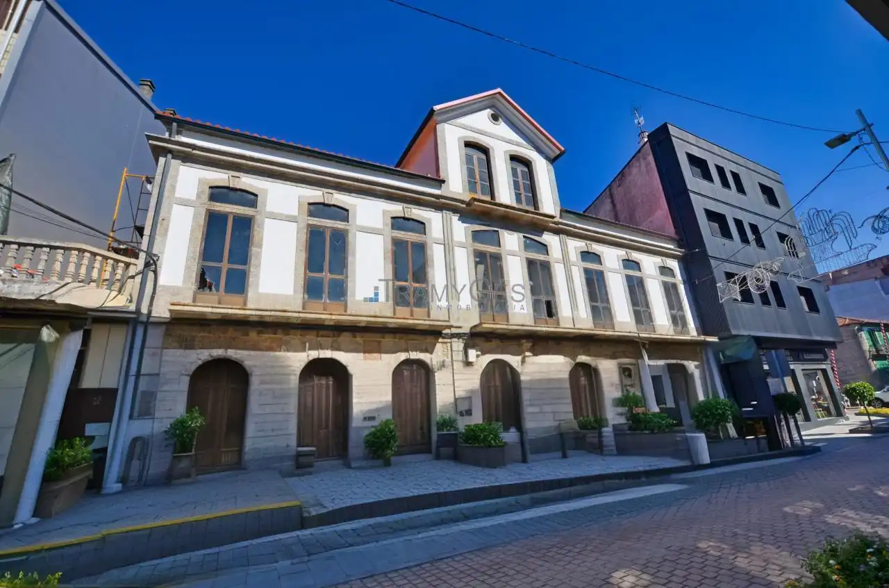 Wohngebäude zum Verkauf in BUENOS AIRES
