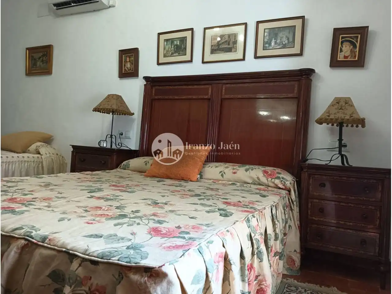 Habitación de Casa o chalet en venta en Cambil con Aire acondicionado y Terraza