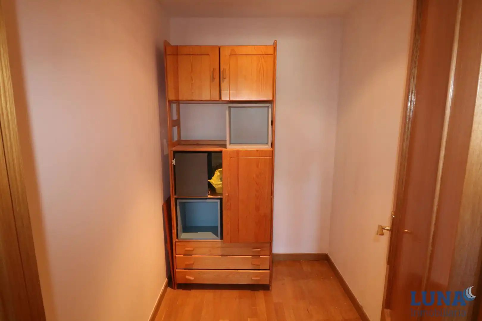 Schlafzimmer von Dachboden zum Verkauf in Pozuelo de Alarcón mit Klimaanlage, Heizung und Parkett