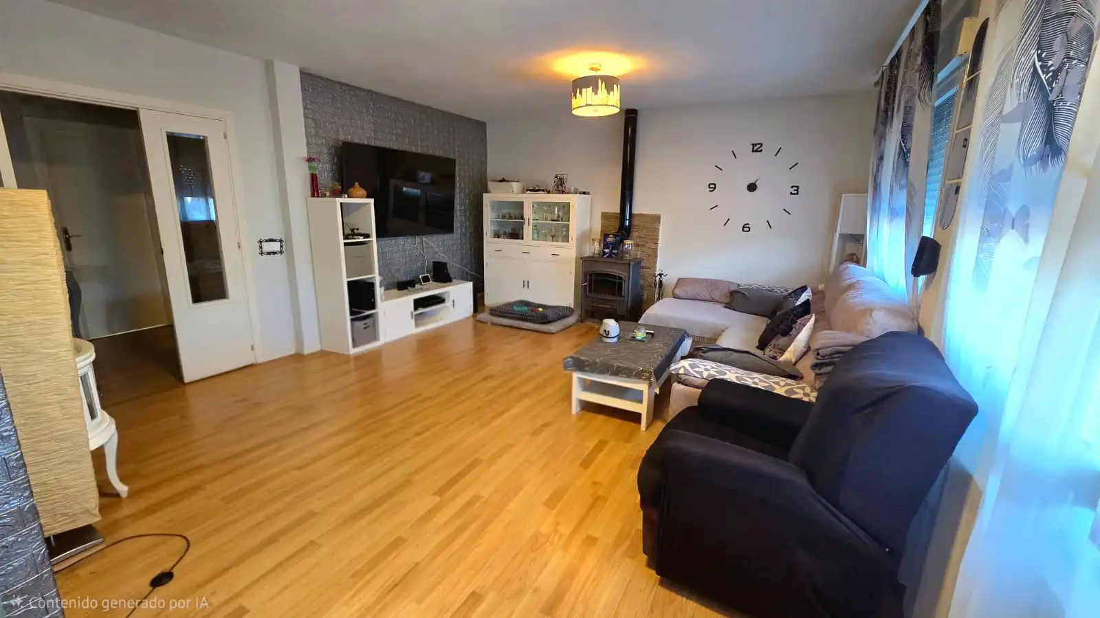 Sala d'estar de Casa adosada en venda en Illescas amb Aire condicionat, Calefacció i Jardí privat