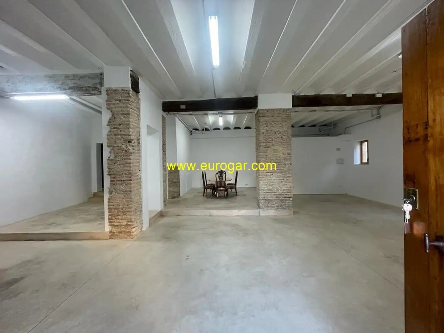 Local de alquiler en Chiva