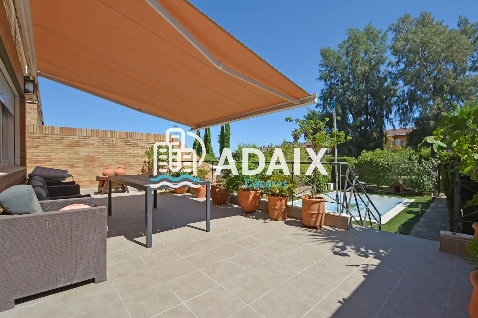 House with pool for sale in C/ DOCTOR ALIRIO NOGUERA, imagen 3