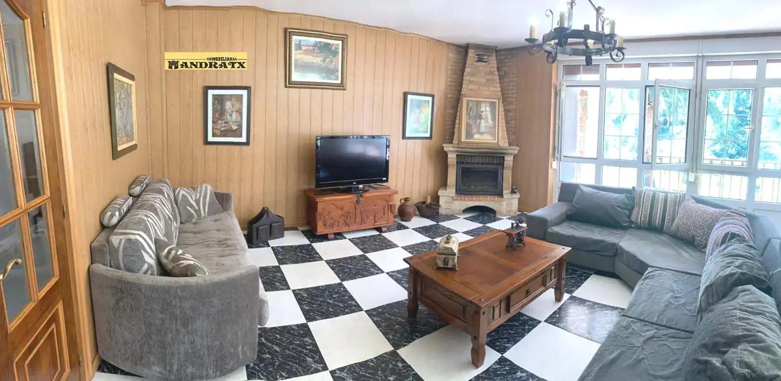 Sala d'estar de Casa o xalet en venda en Ferrol amb Calefacció, Terrassa i Traster