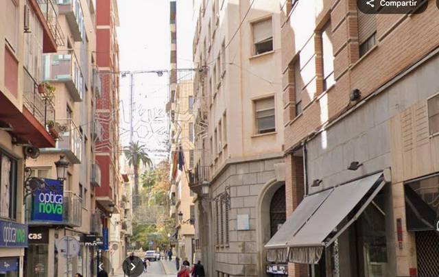 Local comercial en Alquiler en Barrio del Centro