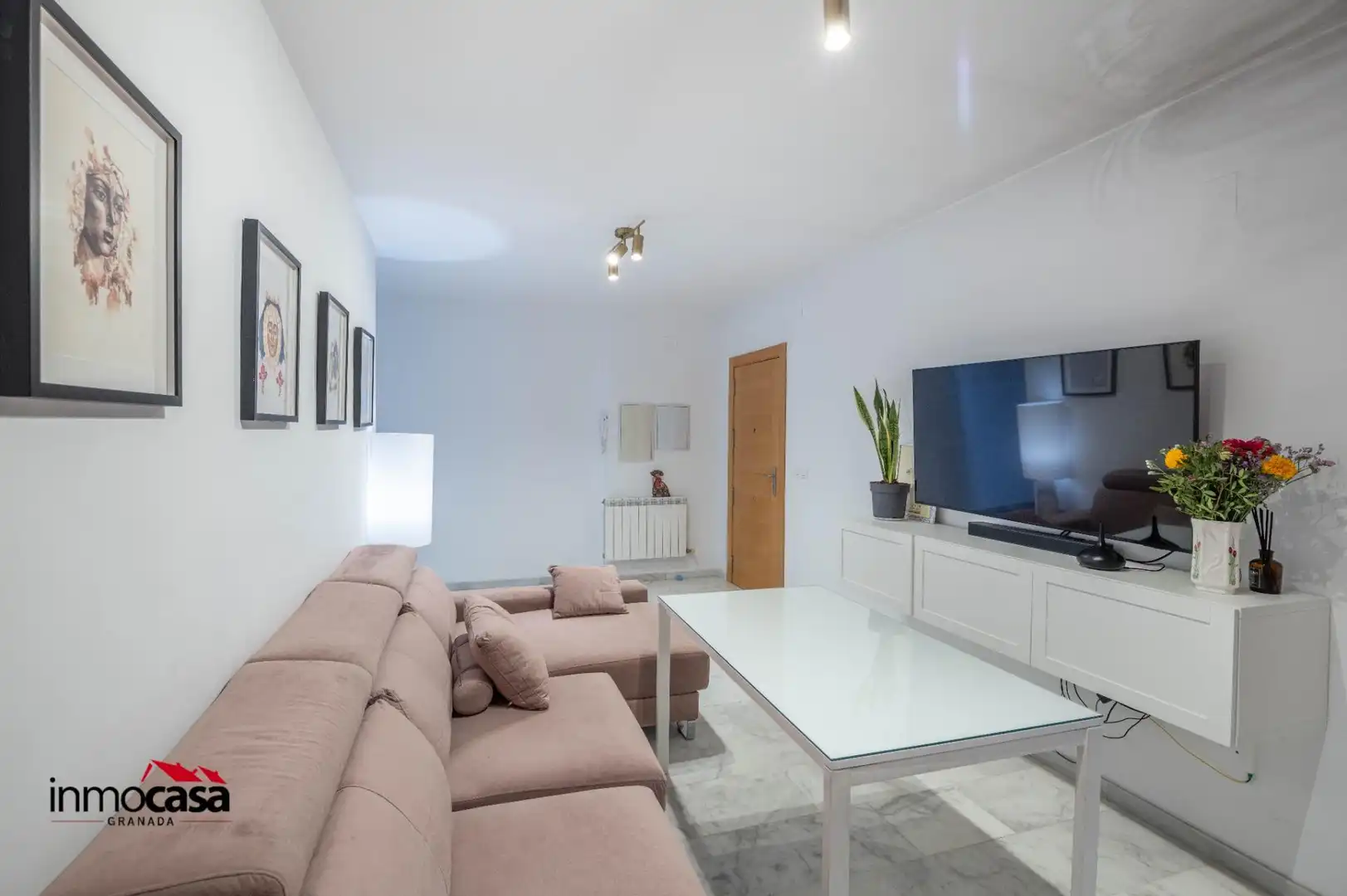Sala d'estar de Àtic en venda en Churriana de la Vega amb Terrassa